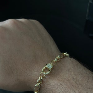 Vahagn added a photo of their purchase