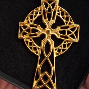 Claddagh Ring Aus Edelstahl – 18K Gold Plattiert, Symbol Für Liebe & Freundschaft