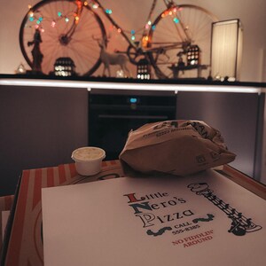 Laura hat ein Foto des gekauften Artikels hinzugefügt