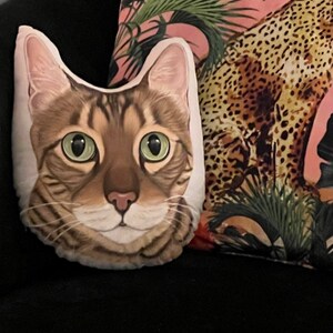 Leslie added a photo of their purchase
