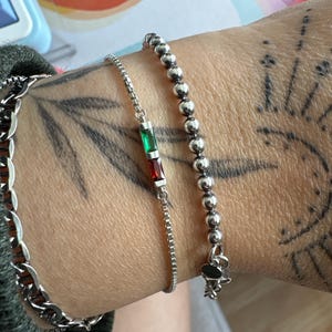 Beatriz added a photo of their purchase