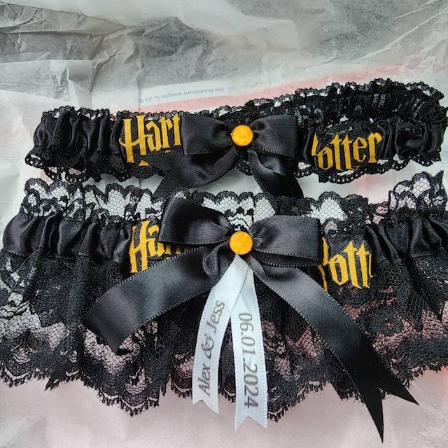 harry potter garter belt Harry Potter sexy lingerie is now here! Just make sure you don't get your  gryffindrawers in a twist people 🤓⚡️