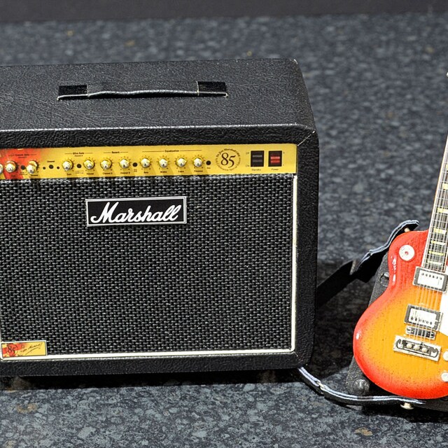 【希少】インドネシア 民族楽器 スンダ・シテル 木彫り 希少】インドネシア 民族楽器 スンダ・シテル 木彫り - メルカリ