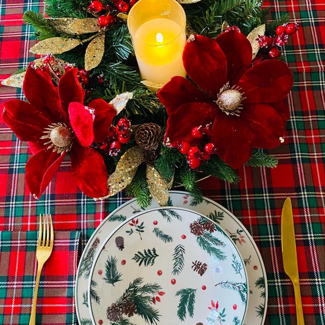 Nappe De Noël En Lin Pur Brodée - Thème Sapin - 12 Places - Neuve Avec étiquettes