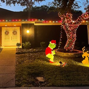 GRINCH Stealing the CHRISTMAS Lights Lawn Yard Art Decoration - Etsy