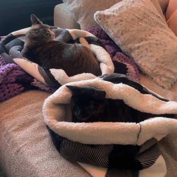 Snuggle Bed, Cat Sleep Sack, Snuggle Sack, Sleeping Bag, Pet Sleeping ...
