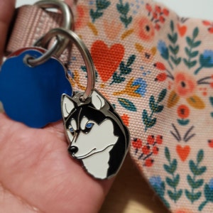 Carolina added a photo of their purchase