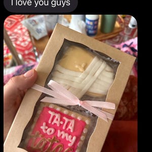 Annalise added a photo of their purchase