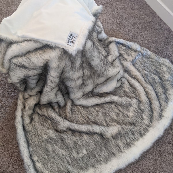 FUR ACCENTS Faux Fur Bedspread – Plush Coyote Wolf Throw Blanket – King Size, Machine Washable