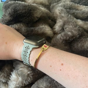 Raegan added a photo of their purchase