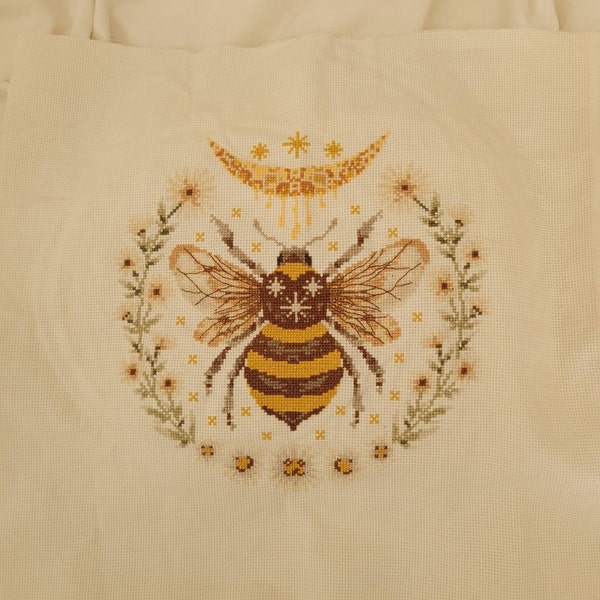 Bee Cross Stitch Pattern PDF - Digital Download - Insect Honey Bee ...