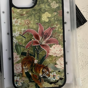 Lauryn added a photo of their purchase