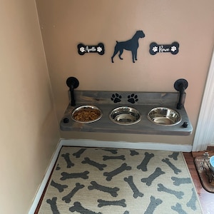AMANDA added a photo of their purchase
