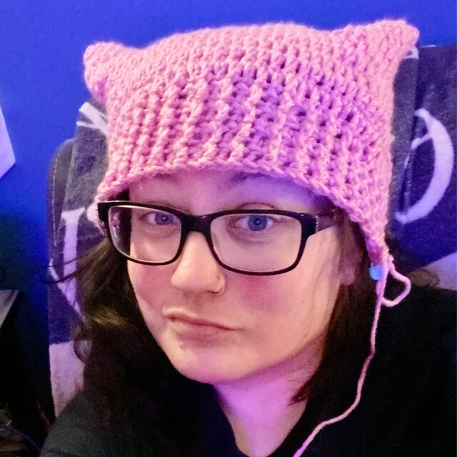 PATTERN - PDF DOWNLOAD - Crochet No-sew Square Cat Hat Adult