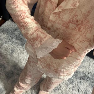 Wahiba added a photo of their purchase