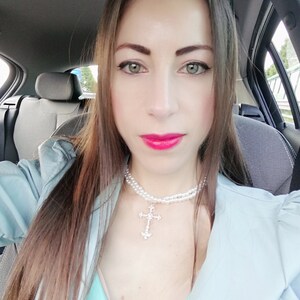 The White Lotus Lucia Greco Gold Female Empowerment Necklace - Etsy