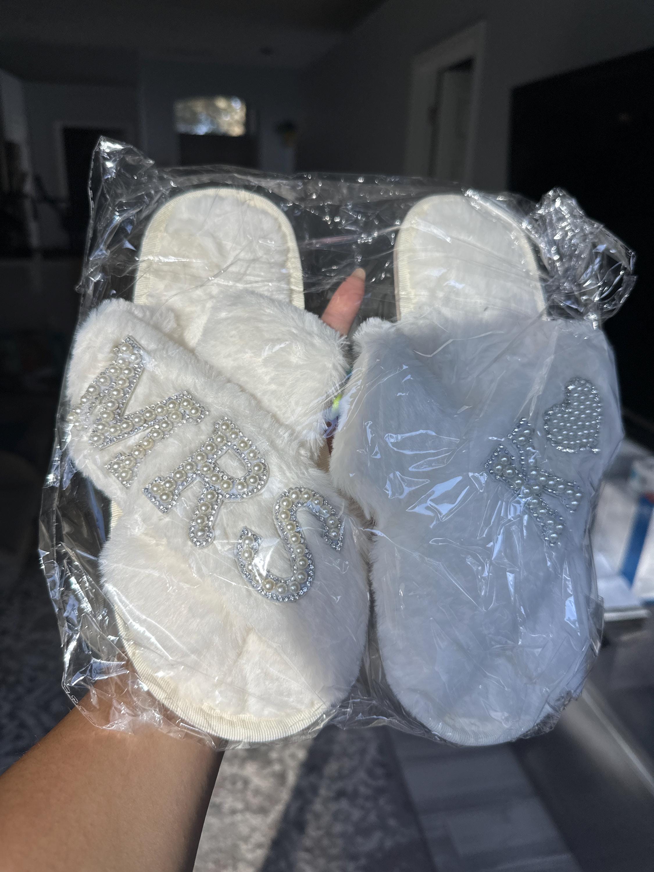 Bridal Mrs Wedding slippers, Custom Mrs Fluffy Slippers with pearls letters, Bridal Shower Gifts, Gifts For Her, Bridal Slippers, Slippers