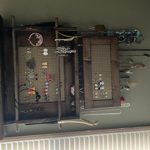 Wall Mount Jewelry Holder