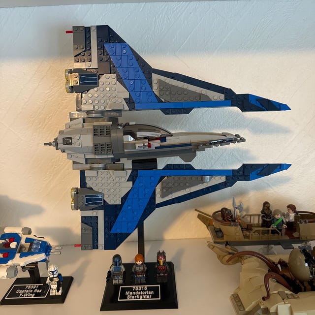 Display Stand for Lego Star Wars 75316 Mandalorian Starfighter