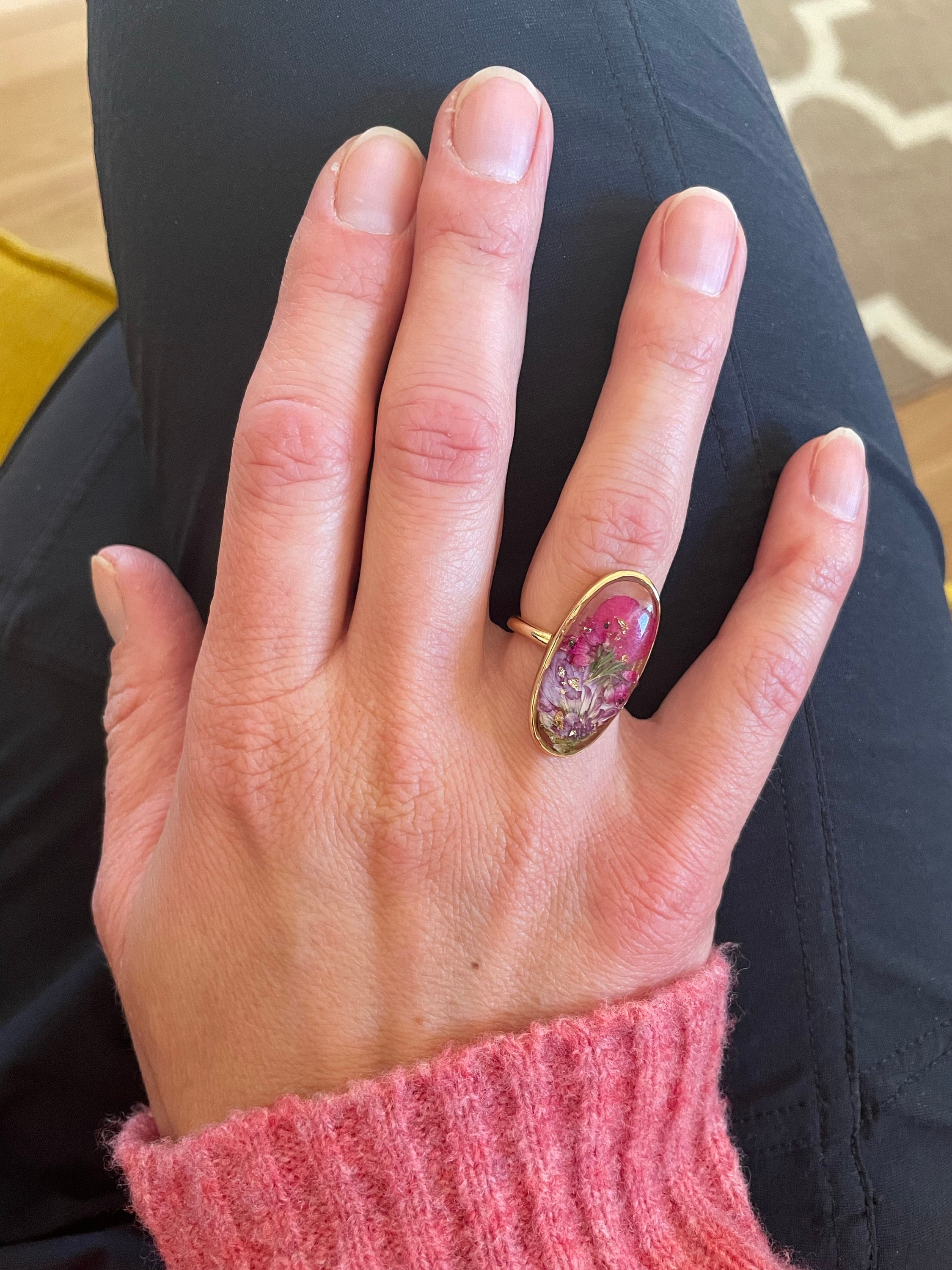Personalized birth flower ring, birth month flower jewelry, personalized birthday gift for her, nature inspired ring, custom resin ring