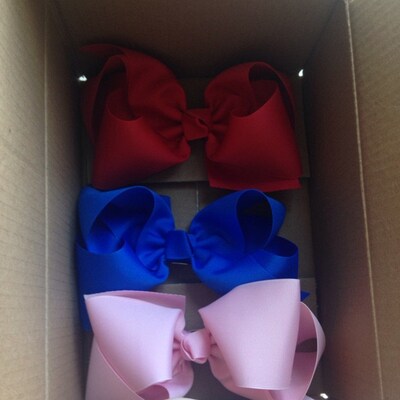 pastel rainbow bow tie