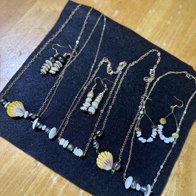 TEN 10 Packets Griffin Silk Cord 66 Feet. Beading String With Needles ...