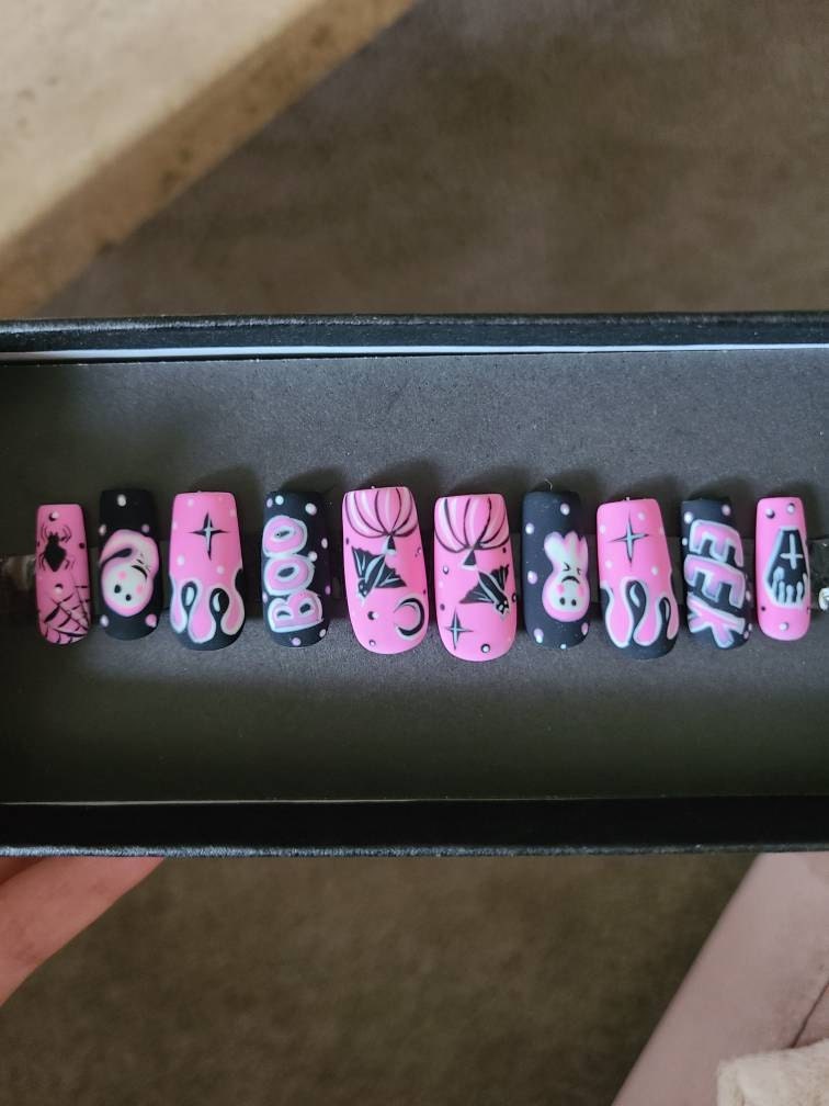 Midnight Magic Fake Nails | Black Pink Halloween Special Press On Nails Stiletto | Hand-made Glue On Nails | Luxury Fake Nails HA4