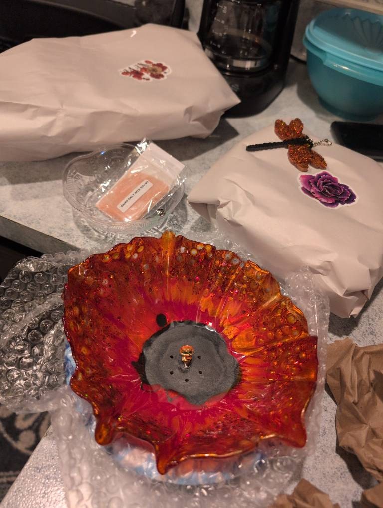 Stunning Organic Resin Flower Bird Feeder and Bee Bath for Garden Pollinators