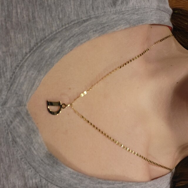 Delicata collana a strati con iniziale da donna, placcata in oro 14 carati, collana a catena a clip semplice e carina con ciondolo a forma di lettera esagonale, collana girocollo a strati