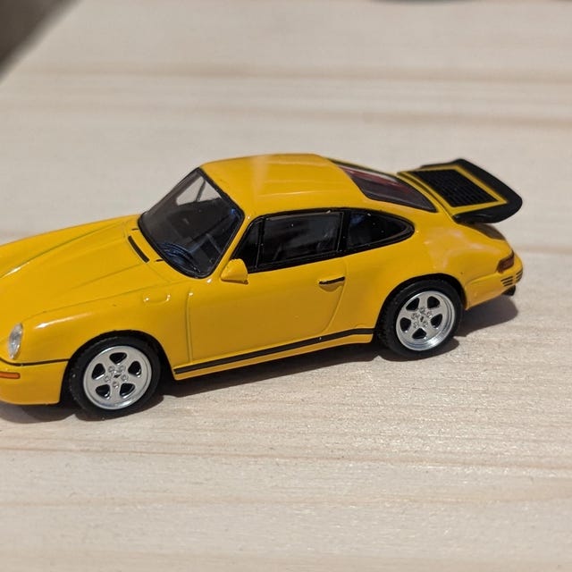Mini GT RUF CTR 1987 Blossom Yellow - MGT00419 1:64 Diecast