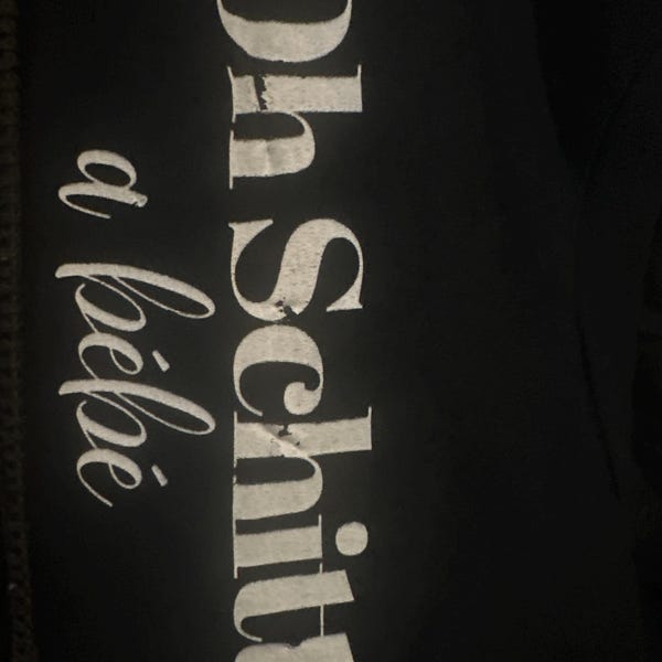 T-shirt Humoristique 'Undiagnosed But Something Ain't Right' - Citation Drôle - Coupe Classique Homme/femme - Cadeau Décalé - 4