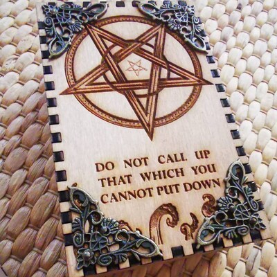Dice Tower, Dice Tray, Lovecraft, Cthulhu, Eldritch - Etsy