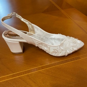 Bridal Shoes Short Heels Tulle Lace Embroidery Thick Heels Stylish ...