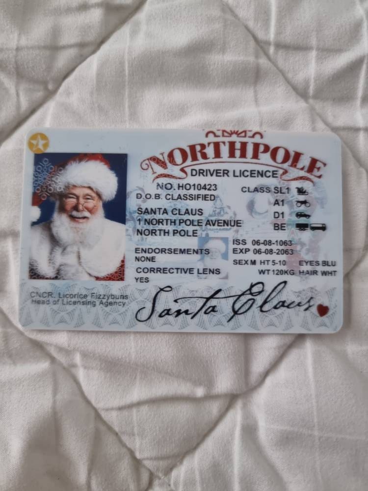 Santa&#39;s Sleigh / Lost Driving License/ Santa License / Santa Driving License / Santa sack / Christmas decorations