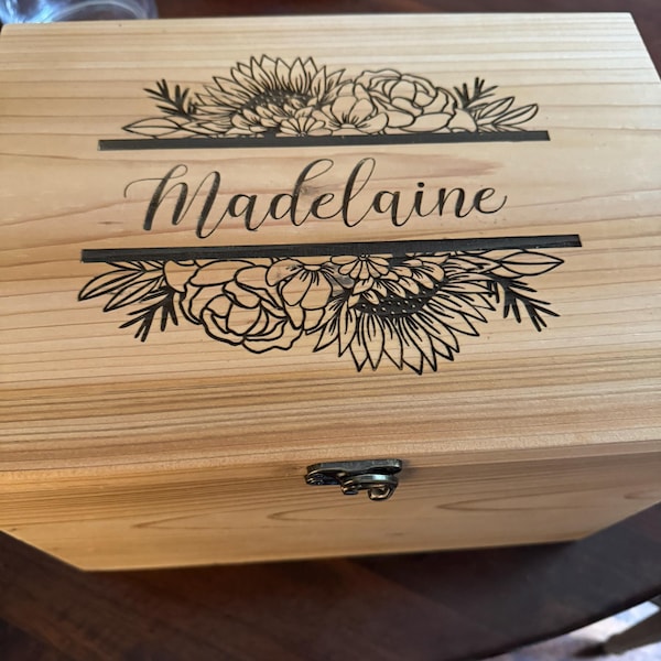 Rustic Cedar Baby Keepsake Box | Custom Engraved Wooden Memory Box - Etsy