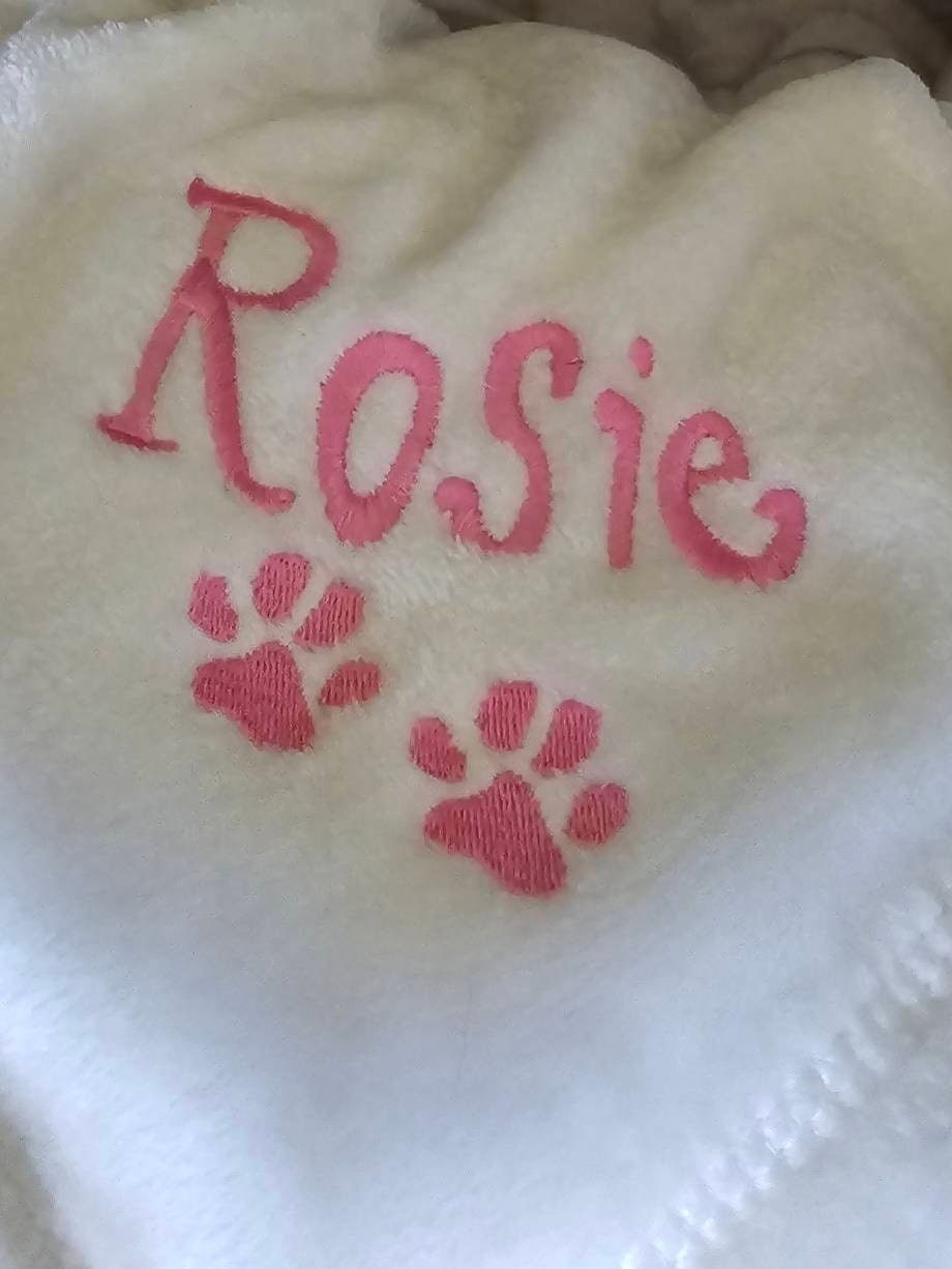 Personalized Soft Blanket for Pet | Blanket with Dogs Name | Blanket with Cats Name Custom Embroidered Blanket for Dog, Cat, with Paw Prints