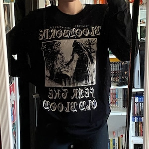 Victoria added a photo of their purchase