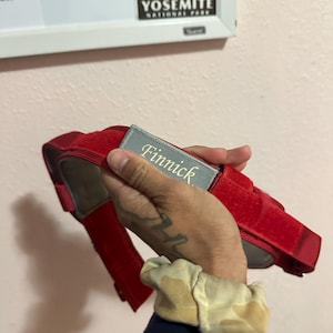 Richelle added a photo of their purchase