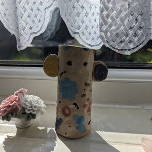 The Uncanny Collection - 手作りの陶器の花瓶、家の装飾、庭の