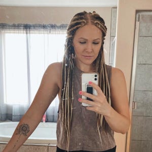 Jen added a photo of their purchase