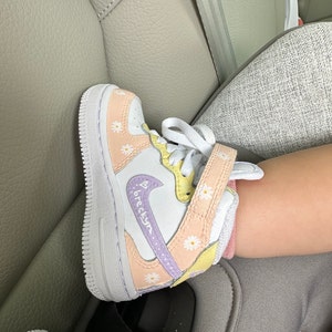Taylor added a photo of their purchase
