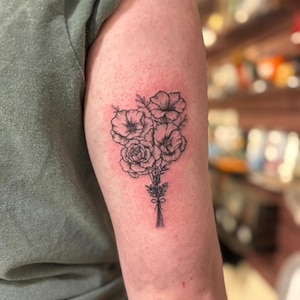 ashlyn added a photo of their purchase