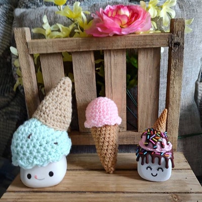 Fancy Hat Marshmallow Buddy, Red Hat Club, Tiered Tray Decor, Coffee