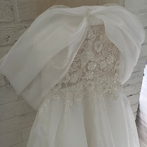 Kirsten added a photo of their purchase