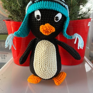Amigurumi Crochet Pattern - Crochet Pattern Penguin Skier