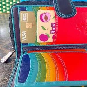 Viviane added a photo of their purchase