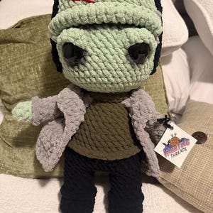Maricarmen added a photo of their purchase