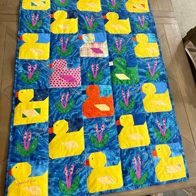 PDF Pattern Little Ducky Quilt Block Pattern, Traditional Quilt Block ...