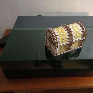 Léon added a photo of their purchase