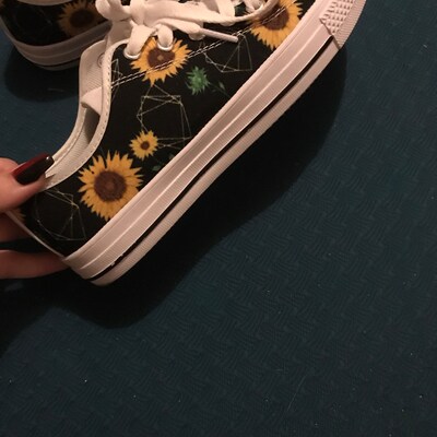 earth shoes sunflower
